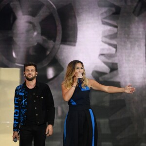 Exclusif - Claudio Capeo et Vitaa - Enregistrement de l'émission "La chanson de l'année" dans les arènes de Nîmes, diffusée en direct sur TF1 le 8 juin © Bruno Bebert / Bestimage