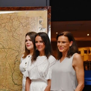 Camille Gottlieb, Pauline Ducruet et la princesse Stéphanie de Monaco - Présentation de la carte routière restaurée ayant appartenu au prince Albert 1er de Monaco et présentation du nouveau modèle de montre Tag Heuer Monaco Gulf édition spéciale 50e anniversaire, au musée de la collection des voitures anciennes du prince de Monaco le 12 juin 2018. © Bruno Bebert/Bestimage