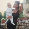  Valérie Trierweiler en 1995 après la naissance de son fils Lorrain. Photo publiée sur Instagram le 14 juin 2018.  