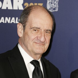 Pierre Lescure - Photocall de la 42e cérémonie des Cesar à la salle Pleyel à Paris, le 24 février 2017. © Christophe Aubert via Bestimage