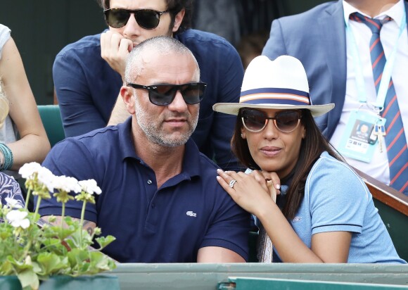 Amel Bent et son mari Patrick Antonelli dans les tribunes des internationaux de tennis de Roland Garros à Paris, France, le 3 juin 2018. © Dominique Jacovides - Cyril Moreau/Bestimage