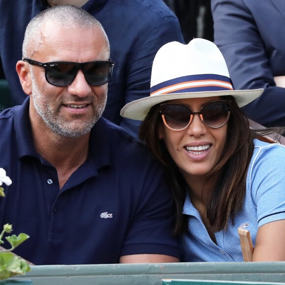 Amel Bent et son mari Patrick Antonelli dans les tribunes des internationaux de tennis de Roland Garros à Paris, France, le 3 juin 2018. © Dominique Jacovides - Cyril Moreau/Bestimage