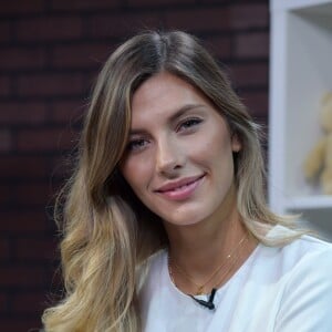 Exclusif - Camille Cerf (Miss france 2015) dans les locaux de Webedia pour une interview pour Purepeople à Levallois-Perret le 1er juin 2018. © Giancarlo Gorassini/Bestimage