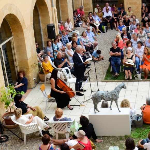 Exclusif - Patrick Poivre d'Arvor (PPDA) - 11ème édition des flâneries d'art comtemporain à Aix-en-Provence, France, le 16 juin 2018. © Bestimage