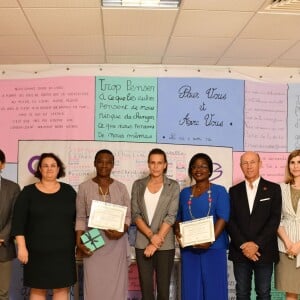 Exclusif - Le colonel Luc Fringant, Mme Christine Barca de Fight Aids Monaco, le professeur Bruno Carbonne, chef du service de la maternité du CHPG, Caroline Aldrin, présidente de l'association Post Conflict Development Monaco, Caroline Obodji, la princesse Stéphanie de Monaco, Marcelline Assere, Ricardo Arvati, président de l'AMREF, Claudia Abate Debat, fondatrice de l'association PCDM, Véronique Gennoyer, directeur adjoint chargé des affaires médicales de la coopération internationale et de la recherche, et David Leforestier, directeur de la Fondation Sancta Devota, durant la remise de diplômes de participation à un programme de renforcement des capacités de sages femmes à Monaco dans les locaux de Fight Aids Monaco le 13 juin 2018. © Bruno Bebert / Pool Restreint Monaco / Bestimage