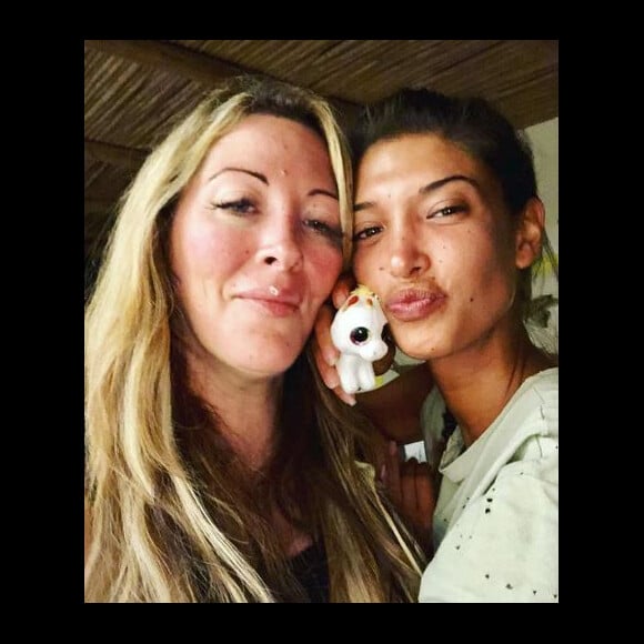 Loana et Mélanie Dedigama sur le tournage de "La Villa des coeurs brisés 4" - Instagram, juin 2018