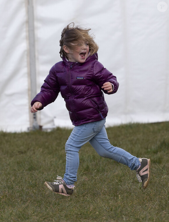Mia Tindall, fille de Zara (Phillips) et Mike Tindall, le 25 mars 2018 lors d'un concours complet à Gatcombe Park.