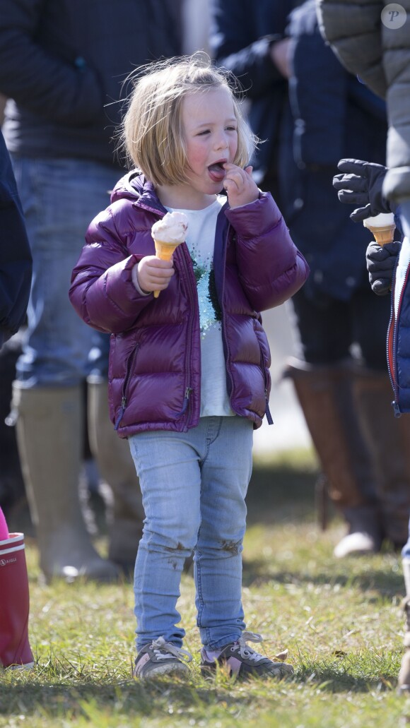 Mia Tindall, fille de Zara (Phillips) et Mike Tindall, le 25 mars 2018 lors d'un concours complet à Gatcombe Park.