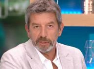 Michel Cymes fait ses adieux au Magazine de la santé... en chantant !