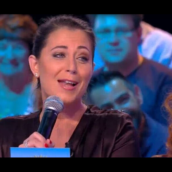 Benjamin Castaldi surpris par l'arrivée d'Ayem Nour sur le plateau de "La télé même l'été", 29 juin 2018, C8