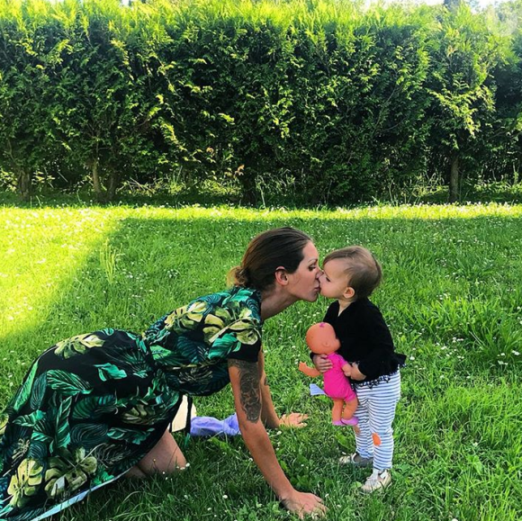 Julia Paredes et sa fille Luna - Instagram, juin 2018