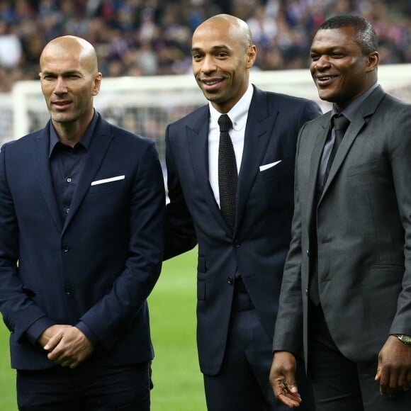 Zinédine Zidane, Thierry Henry, Marcel Desailly, Patrick Vieira - Hommage des anciens bleus vainqueurs de la coupe du monde 1998 au match amical France - Brésil au Stade de France à Saint-Denis le 26 mars 2015.