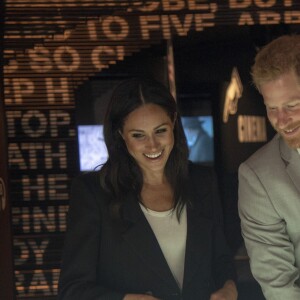 Le prince Harry, duc de Sussex et sa femme Meghan Markle, duchesse de Sussex visitent le musée de l'émigration à Dublin en Irlande le 11 juillet 2018