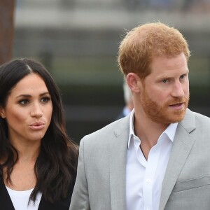 Le prince Harry, duc de Sussex et sa femme Meghan Markle, duchesse de Sussex arrivent au musée de l'émigration EPIC à Dublin le 11 juillet 2018