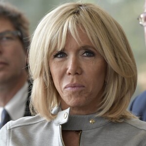 La première dame Brigitte Macron - La Premiere Dame, Brigitte Macron lors de la visite des conjoints des chefs d'Etats, au Musée de l'Afrique à Bruxelles le 12 juillet 2018