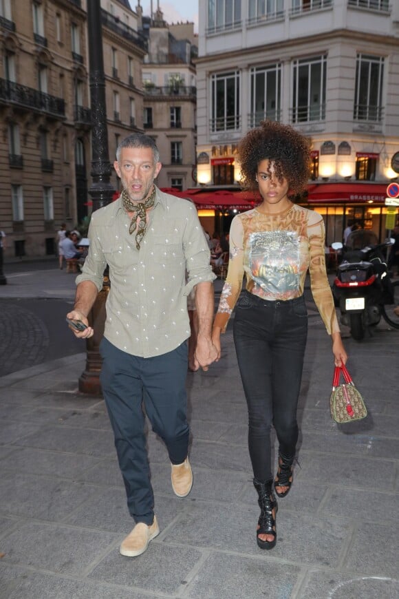 Exclusif - Vincent Cassel et sa compagne Tina Kunakey arrivent à la soirée "Scandal Discothèque" de Jean Paul Gaultier à la Fondation Dosne-Thiers à Paris, le 4 juillet 2018.