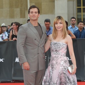 Henry Cavill et Alix Benezech à l'avant-première mondiale de "Mission: Impossible Fallout" sur la place du Trocadéro à Paris, le 12 juillet 2018. © Coadic Guirec-Denis Guignebourg/Bestimage