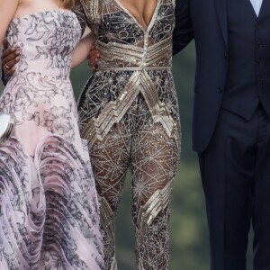 Alix Benezech, Angela Bassett, Tom Cruise, Rebecca Ferguson, Michelle Monaghan, Vanessa Kirby à l'avant-première mondiale de "Mission: Impossible Fallout" sur la place du Trocadéro à Paris, le 12 juillet 2018.