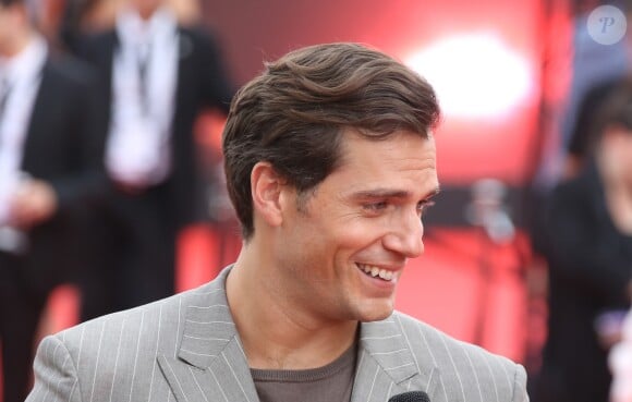 Henry Cavill à l'avant-première mondiale de "Mission: Impossible Fallout" sur la place du Trocadéro à Paris, le 12 juillet 2018. © Coadic Guirec-Denis Guignebourg/Bestimage