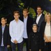Le prince Pavlos, la princesse Marie-Chantal de Grèce et leurs enfants Constantine, Achilleas, Odysseas et Aristidis lors de la première du film Le livre de la jungle à Londres le 14 avril 2016.