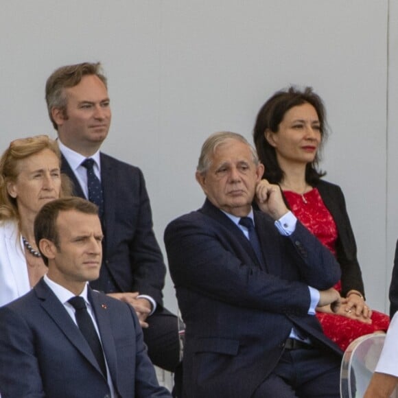 Emmanuel Macron, Jacques Mézard, Brigitte Macron, Bruno Lemaire, Edouard Philippe, Stéphane Travert et Taro Kono - Défilé militaire du 14 Juillet sur les Champs-Elysées à Paris © Pierre Perusseau / Bestimage