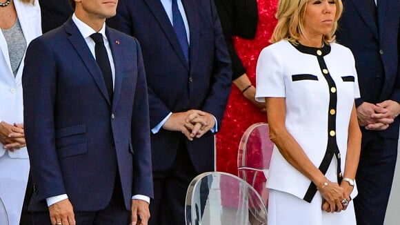 Brigitte Macron : Jupe courte et jambes bronzées, élégance pour le 14 juillet