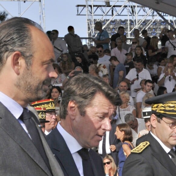 Le premier ministre Edouard Philippe et Christian Estrosi, maire de Nice - Le premier ministre Edouard Philippe à Nice à l'occasion de la cérémonie du 14 juillet 2018 sur la place Masséna à Nice en hommage aux victimes de l'attentat du 14 juillet 2016. Nice le 14 juillet 2018 © Pierre Rousseau / Pool / Bestimage