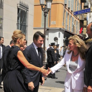 Laura Tenoudji et son mari Christian Estrosi, le maire de Nice, Edouard Philppe, le premier ministre, Nicole Belloubet, Garde des Sceaux, ministre de la Justice - Le premier ministre Edouard Philippe à Nice à l'occasion de la cérémonie du 14 juillet 2018 sur la place Masséna à Nice en hommage aux victimes de l'attentat du 14 juillet 2016. Nice le 14 juillet 2018 © Pierre Rousseau / Pool / Bestimage