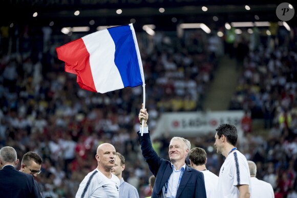 Didier Deschamps - L'équipe de France célèbre son deuxième titre de Champion du Monde sur la pelouse du stade Loujniki après leur victoire sur la Croatie (4-2) en finale de la Coupe du Monde 2018 (FIFA World Cup Russia2018), le 15 juillet 2018.