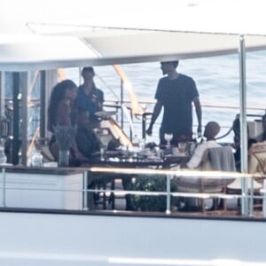 Exclusif - Will Smith, Jada Pinkett Smith et leurs enfants Jaden et Willow réunis en vacances sur un yacht au large de Capri en Italie, le 19 juillet 2018.