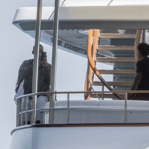 Exclusif - Will Smith, Jada Pinkett Smith et leurs enfants Jaden et Willow réunis en vacances sur un yacht au large de Capri en Italie, le 19 juillet 2018.