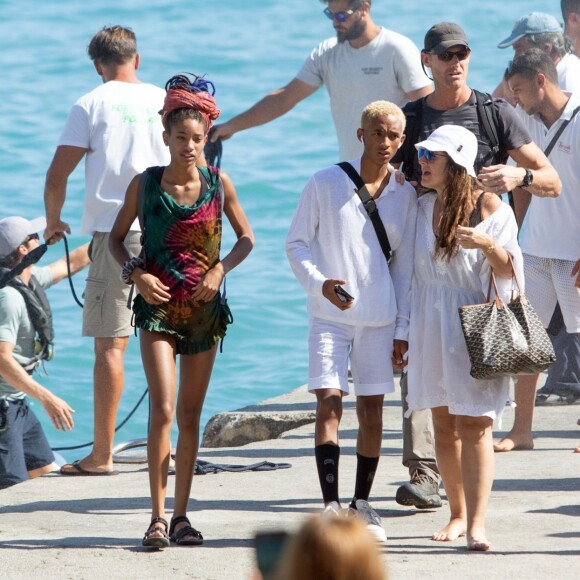 Exclusif - Will Smith, Jada Pinkett Smith et leurs enfants Jaden et Willow réunis en vacances sur un yacht au large de Capri en Italie, le 19 juillet 2018.