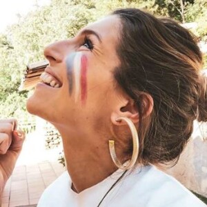 Laury Thilleman fête la victoire de l'équipe de France après la finale de la Coupe du monde contre la Croatie - Instagram, 15 juillet 2018