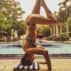 Laury Thilleman en vacances au Sri Lanka, en pleine séance de yoga - Instagram, 5 juillet 2018