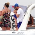 Exclusif - Lionel Messi passe ses vacances avec sa femme Antonella Roccuzzo, ses enfants et des amis sur un yacht à Ibiza en Espagne le 20 juillet 2018.