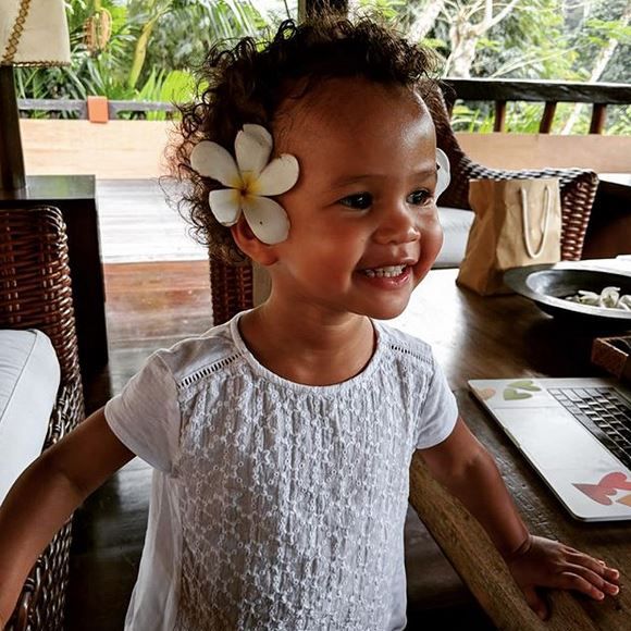 La fille de John Legend et Chrissy Teigen, Luna. Juillet 2018.