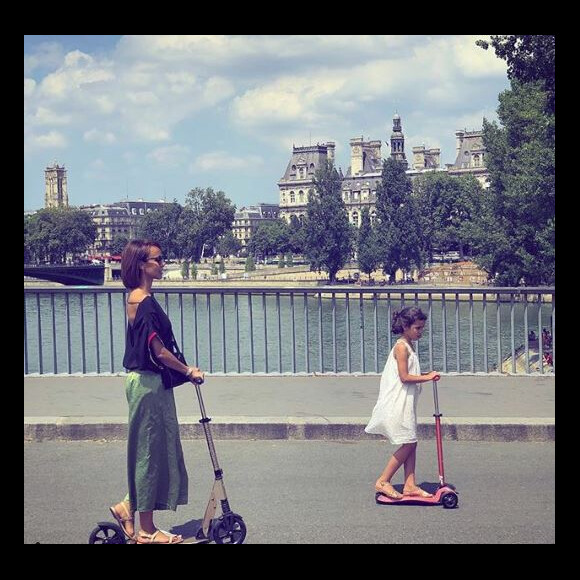 Sonia Rolland et sa fille Tess à Paris - Instagram, 30 juin 2018