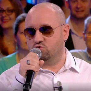 Nagui sur le plateau de "Noubliez pas les paroles" - 1er août 2018, France 2