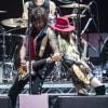Richie Sambora et Orianthi en concert à l'O2 Arena. Londres, octobre 2016.
