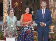 Letizia d'Espagne, radieuse avec Felipe VI et Sofia d'Espagne à la Almudaina