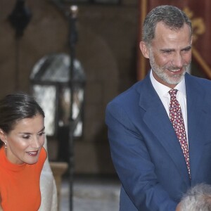 Le roi Felipe VI, la reine Sofia et la reine Letizia d'Espagne lors de la traditionnelle réception au Palais Royal de Almudaina à Palma de Majorque le 3 août 2018.