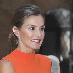 Le roi Felipe VI, la reine Sofia et la reine Letizia d'Espagne lors de la traditionnelle réception au Palais Royal de Almudaina à Palma de Majorque le 3 août 2018.