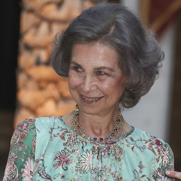 Le roi Felipe VI, la reine Sofia et la reine Letizia d'Espagne lors de la traditionnelle réception au Palais Royal de Almudaina à Palma de Majorque le 3 août 2018.