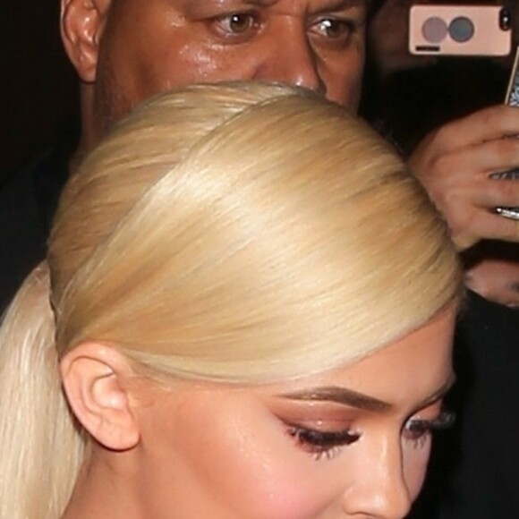 Kylie Jenner arrive au restaurant "Craig's" pour célébrer ses 21 ans de Kylie Jenner. Los Angeles, le 9 août 2018.