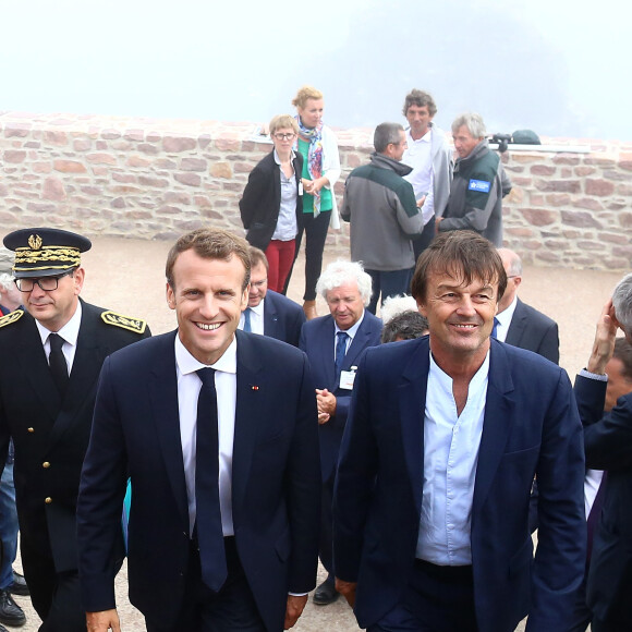 Emmanuel Macron et le ministre de la Transition Ecologique et Solidaire Nicolas Hulot, le 20 juin 2018, parc de la baie de Saint-Brieuc © Stéphane Lemouton