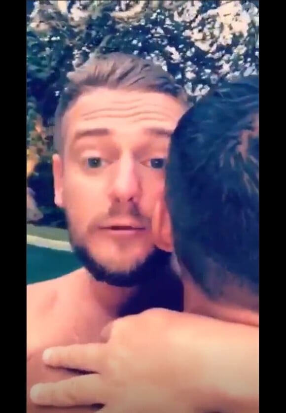 Jeremstar fête ses 1 an avec son chéri à Bali. Instagram, août 2018