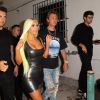 Kim Kardashian, Larsa Pippen (en Ferrari et Lamborghini) et Jonathan Cheban ont dîné au restaurant Prime 112 et poursuivi leur soirée en boîte de nuit, à la Story. Miami, le 16 août 2018.