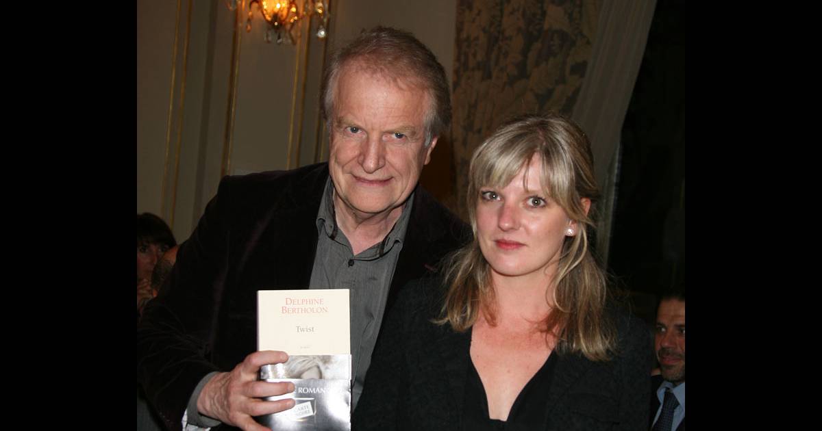 Qui Est L épouse D'andré Dussollier André Dussollier et la gagnante Delphine Bertholon - La 9e édition du