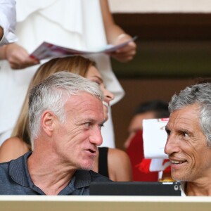 Didier Deschamps, Nagui, Cyril Rool, sa femme au second rang Mélanie Page et des amis durant le Match de football de Ligue 1 opposant Monaco à Lille au stade Louis II le 18 août 2018.