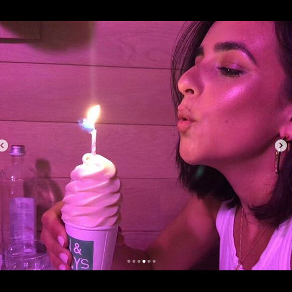 La meilleure amie de Selena Gomez, Courtney J Barry, fête ses 26 ans. Août 2018.
